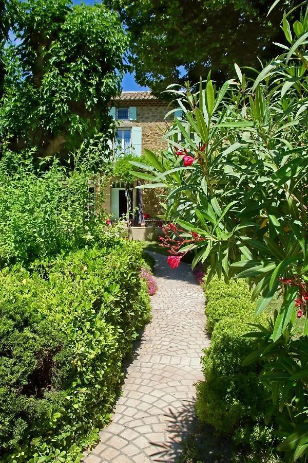 ** Guest house Fontaine Des Magnarelles Hotel Althen-des-Paluds France