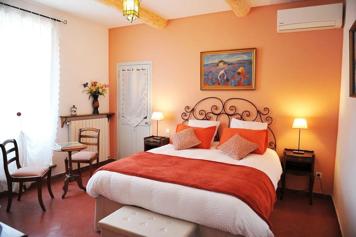 Fontaine Des Magnarelles Hotel Althen-des-Paluds 2*,  France
